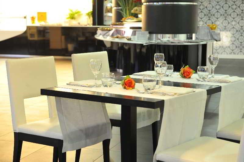 Holiday Inn Genoa City By Ihg Exteriér fotografie